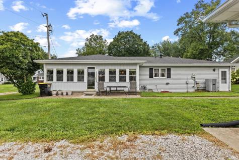 122 S 5th Street Gosport IN 47433