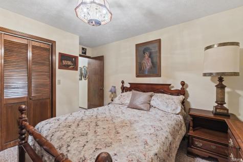 122 S 5th Street Gosport IN 47433