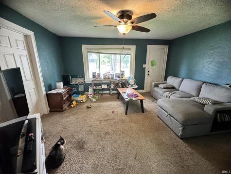 715 N Cavin Street Ligonier IN 46767