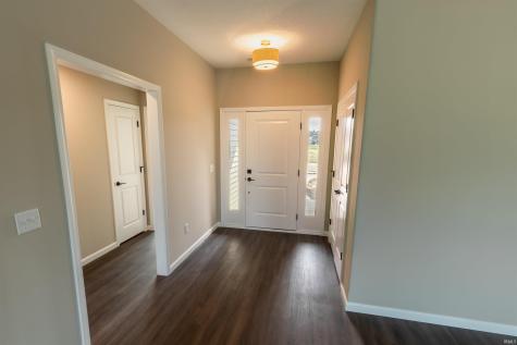 12749 Towcester Court Fort Wayne IN 46818