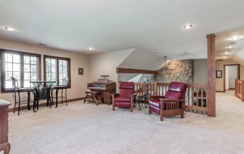 10348 Oglesby Drive Evansville IN 47720