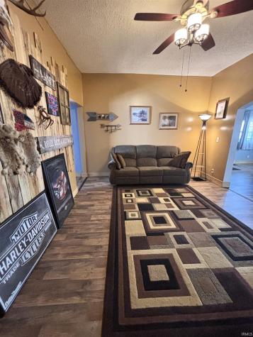 104 N Posey Street Salem IN 47167