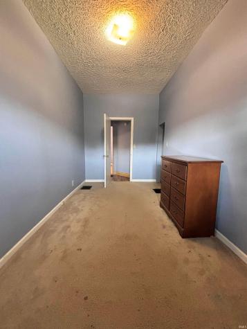 104 N Posey Street Salem IN 47167