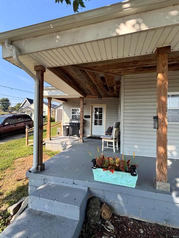 104 N Posey Street Salem IN 47167