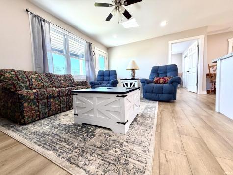 103 E Warren Street Mitchell IN 47446