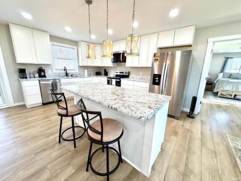 103 E Warren Street Mitchell IN 47446