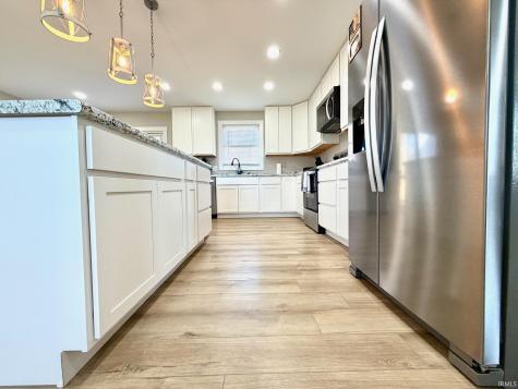 103 E Warren Street Mitchell IN 47446