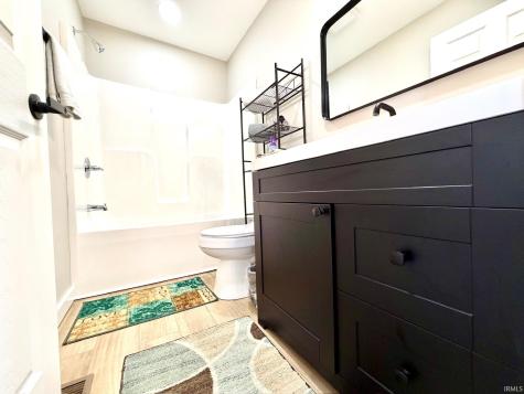 103 E Warren Street Mitchell IN 47446
