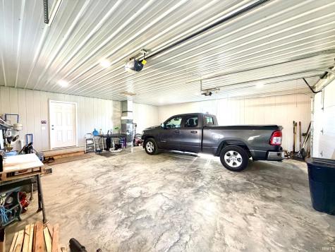 103 E Warren Street Mitchell IN 47446