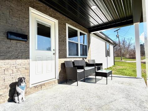 103 E Warren Street Mitchell IN 47446