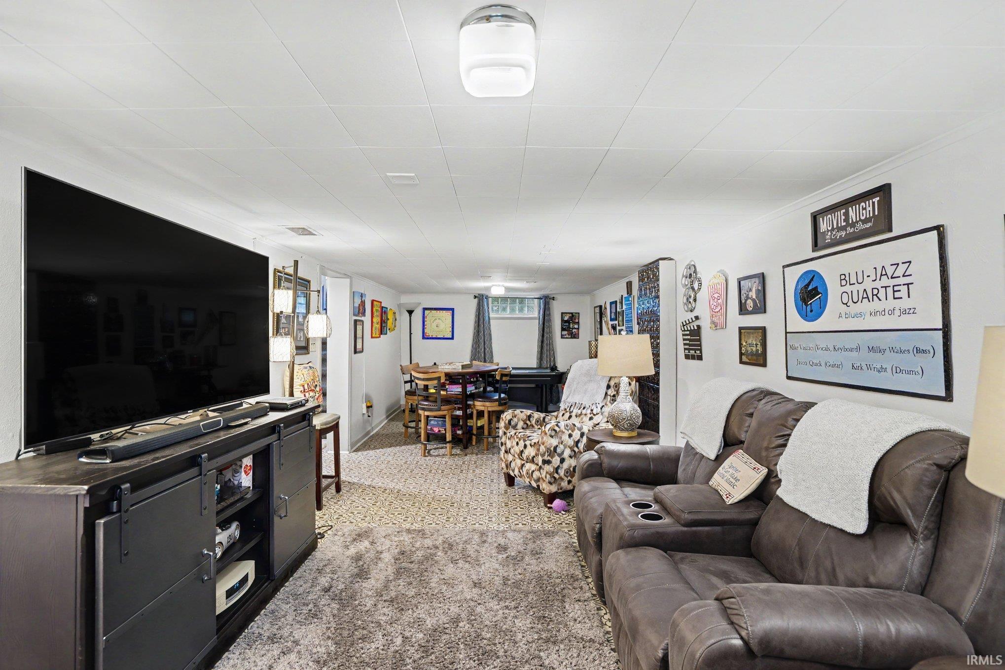 830 S Falcon Street South Bend IN 46619