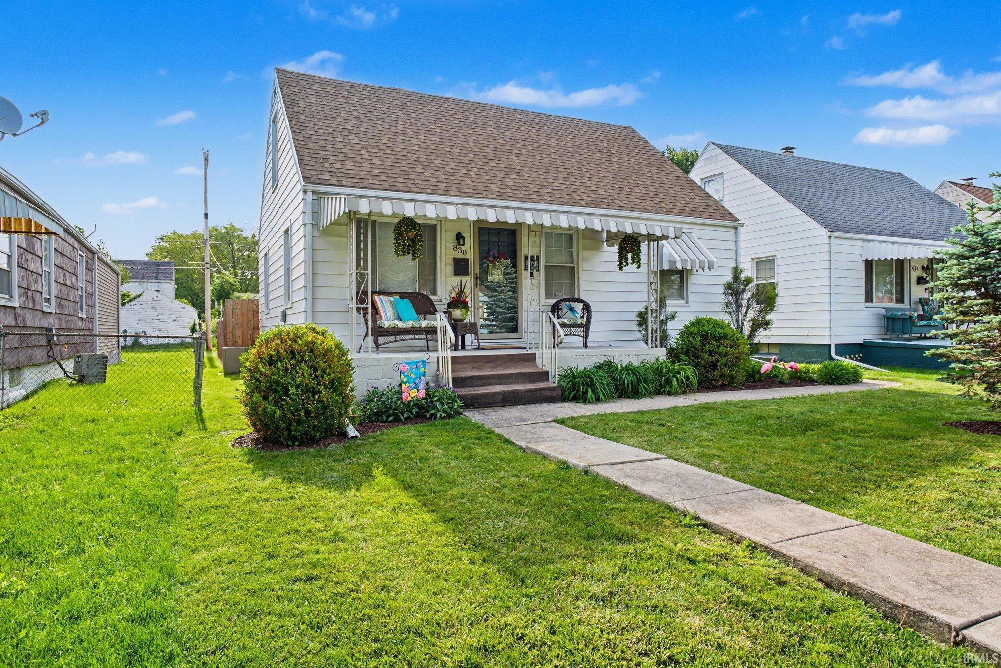 830 S Falcon Street South Bend IN 46619