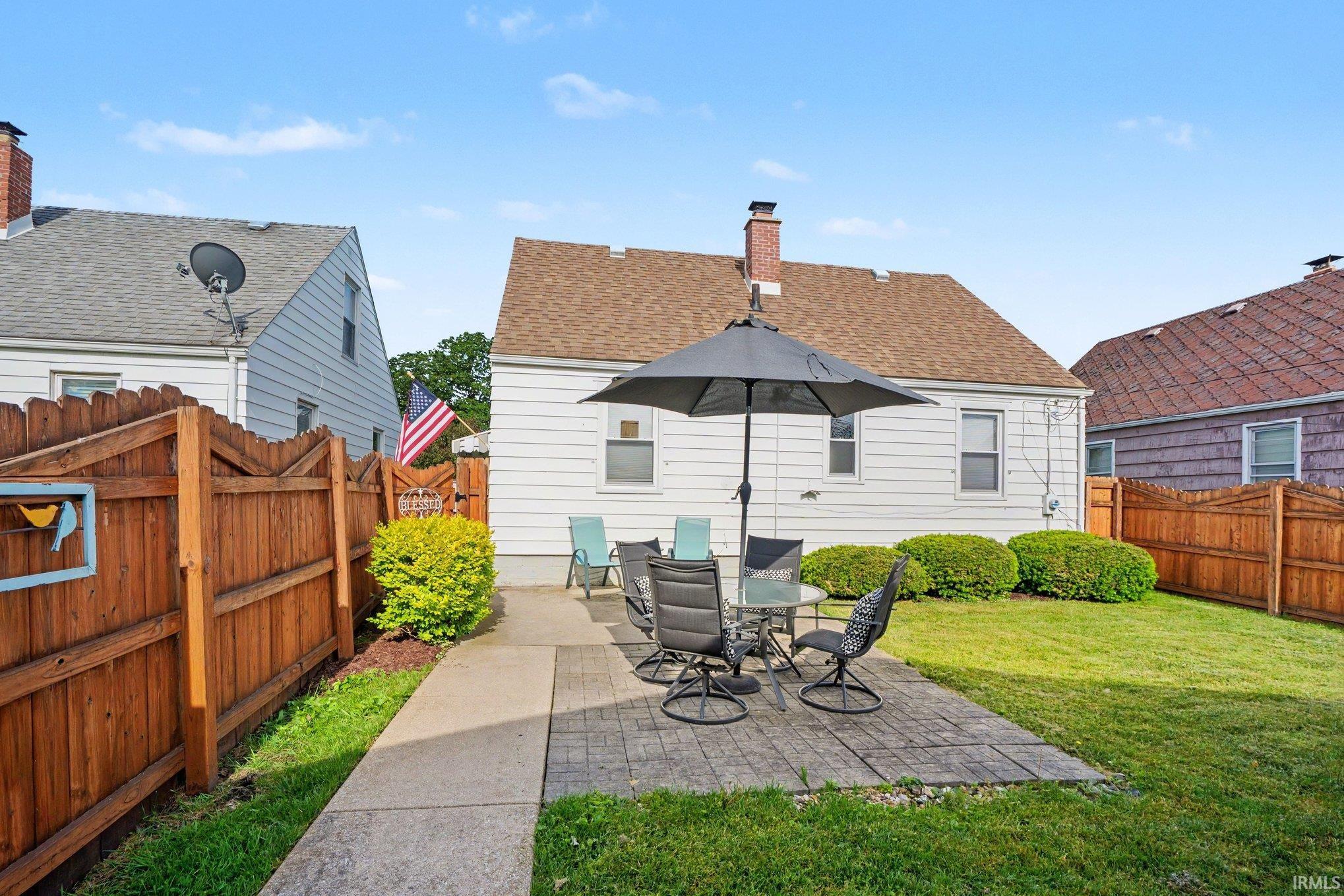 830 S Falcon Street South Bend IN 46619