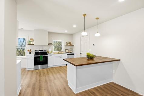 2524 Diefenbach Road Evansville IN 47720