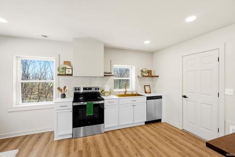 2524 Diefenbach Road Evansville IN 47720