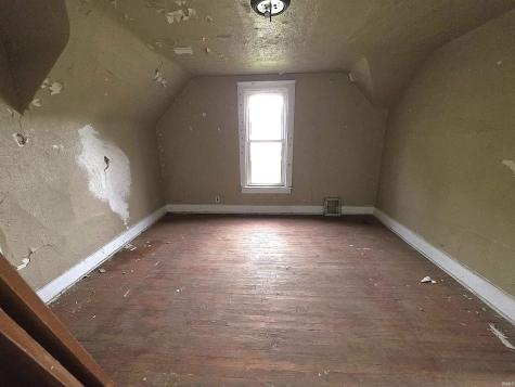 518 Johnson Street South Bend IN 46628