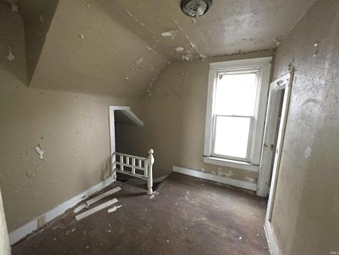 518 Johnson Street South Bend IN 46628
