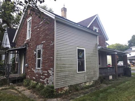 518 Johnson Street South Bend IN 46628