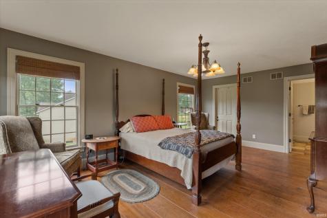 21816 Locust Bend Court South Bend IN 46628
