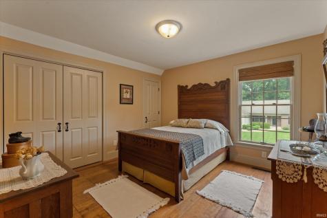 21816 Locust Bend Court South Bend IN 46628