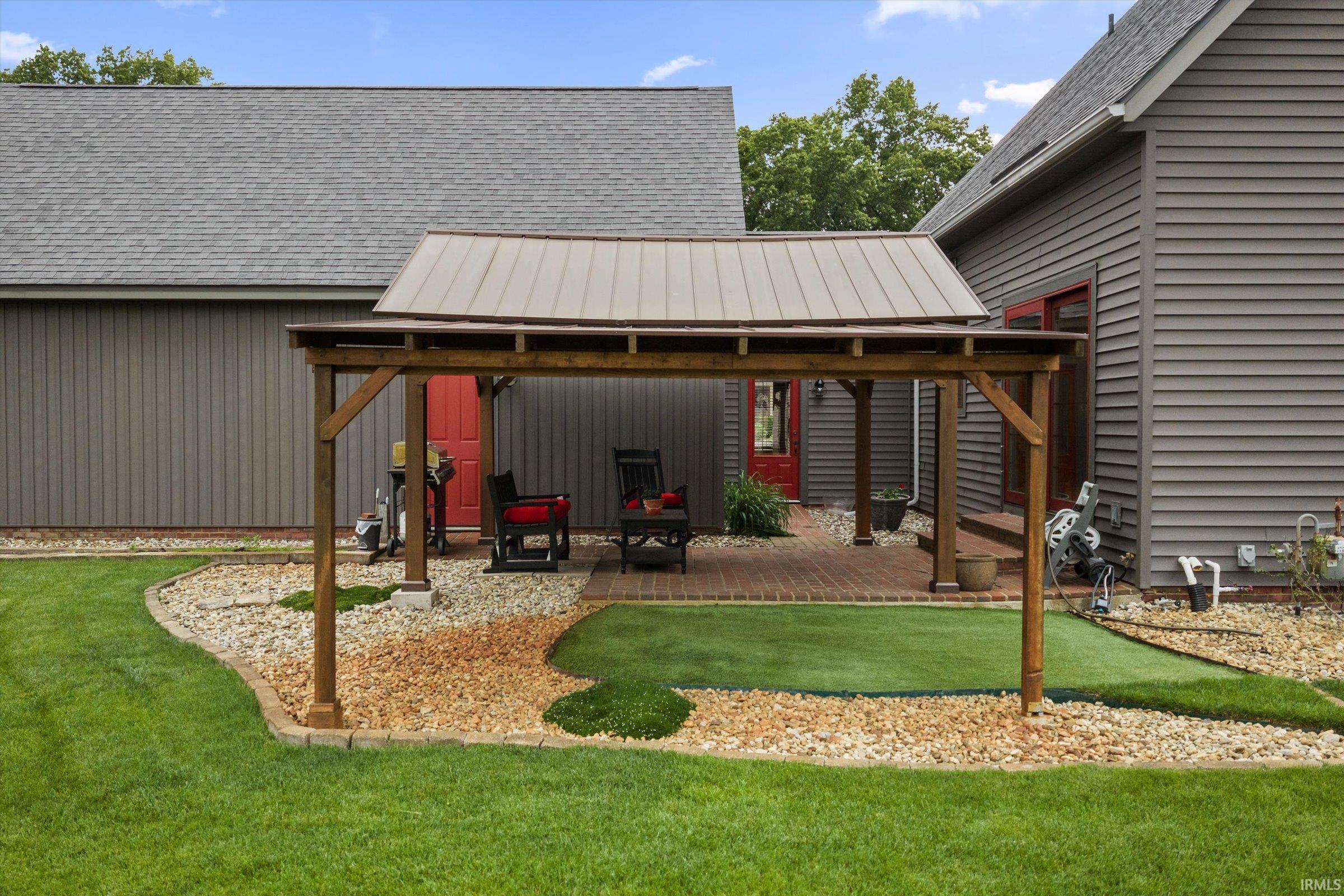 21816 Locust Bend Court South Bend IN 46628