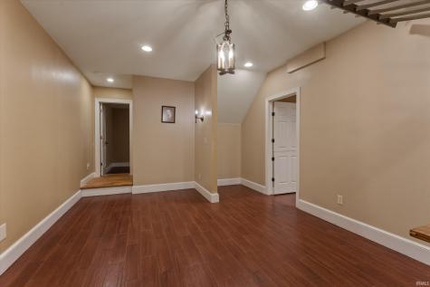 21816 Locust Bend Court South Bend IN 46628
