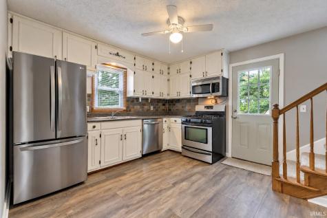 8640 Old Blairsville Road Wadesville IN 47638
