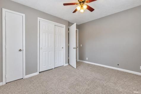 8640 Old Blairsville Road Wadesville IN 47638
