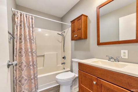 8640 Old Blairsville Road Wadesville IN 47638