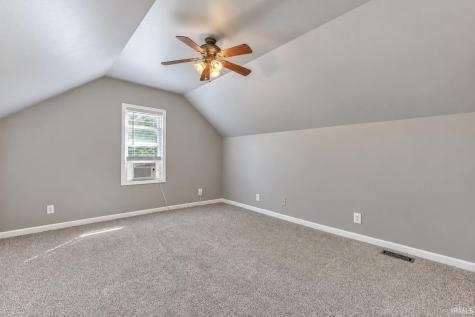 8640 Old Blairsville Road Wadesville IN 47638