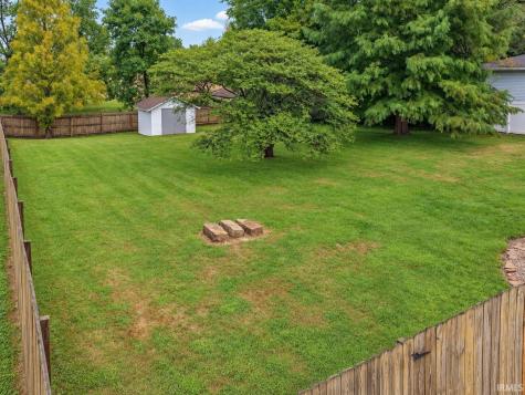 8640 Old Blairsville Road Wadesville IN 47638