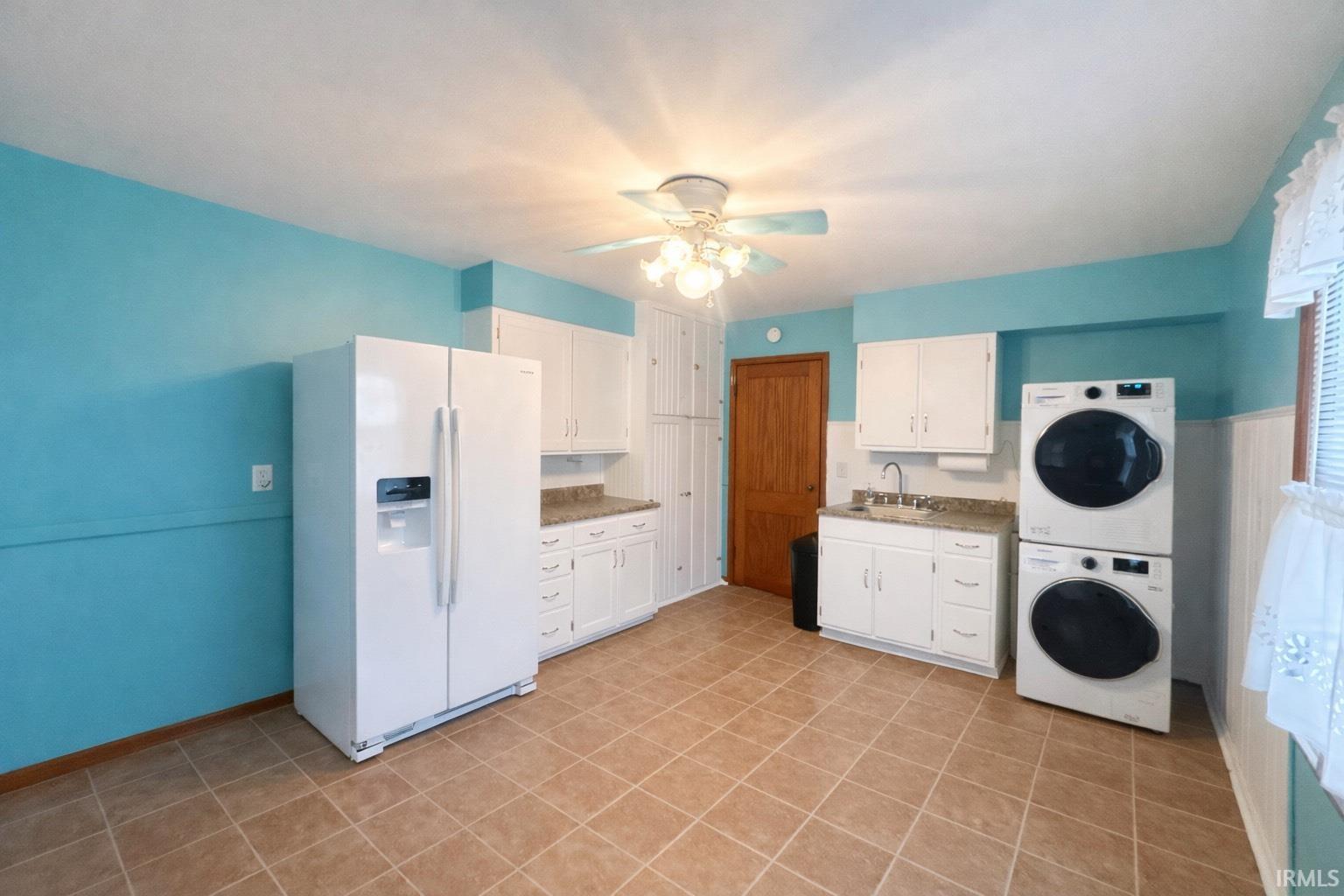 76 W John Street Knox IN 46534