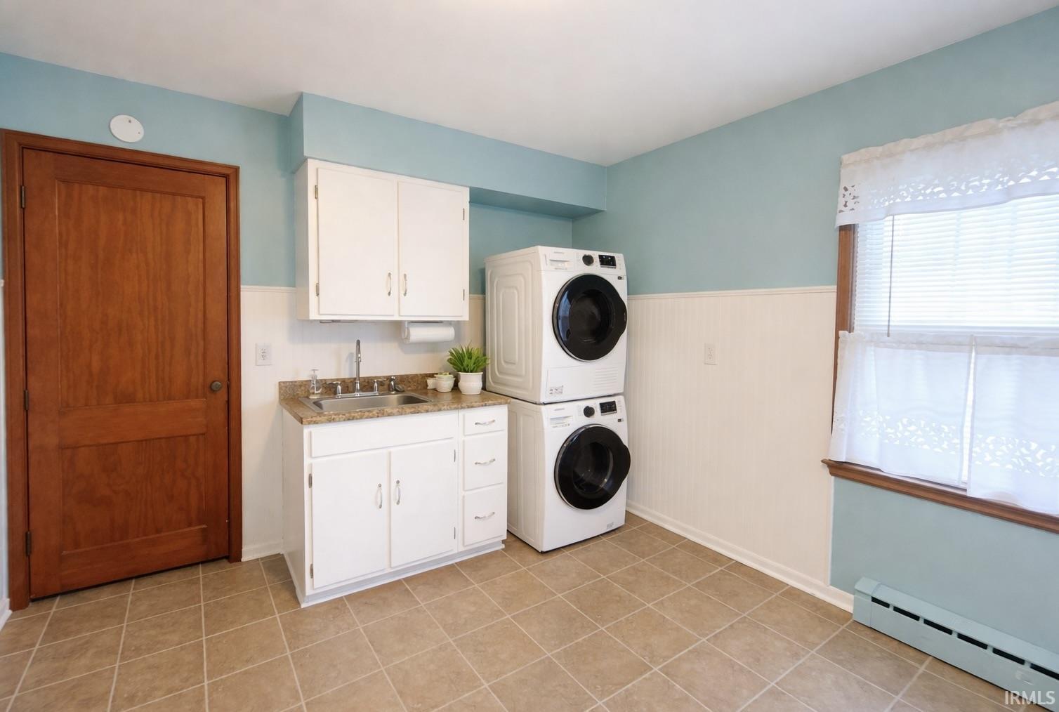76 W John Street Knox IN 46534