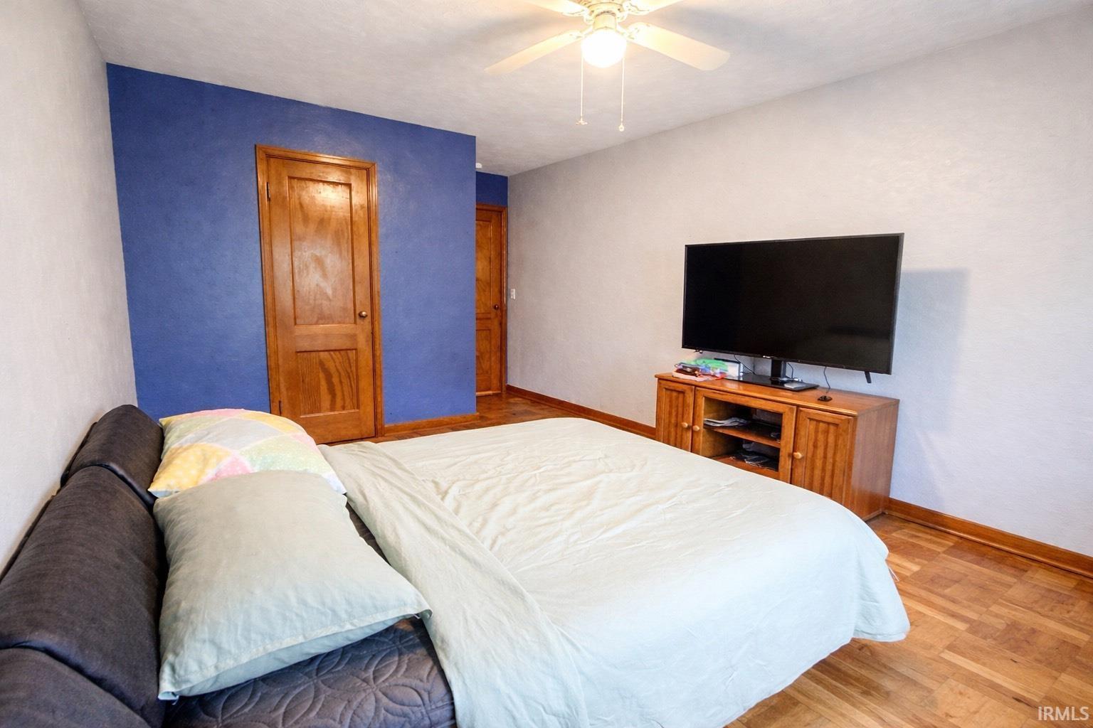 76 W John Street Knox IN 46534