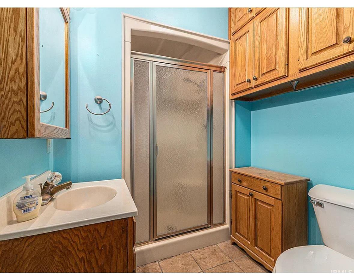 76 W John Street Knox IN 46534