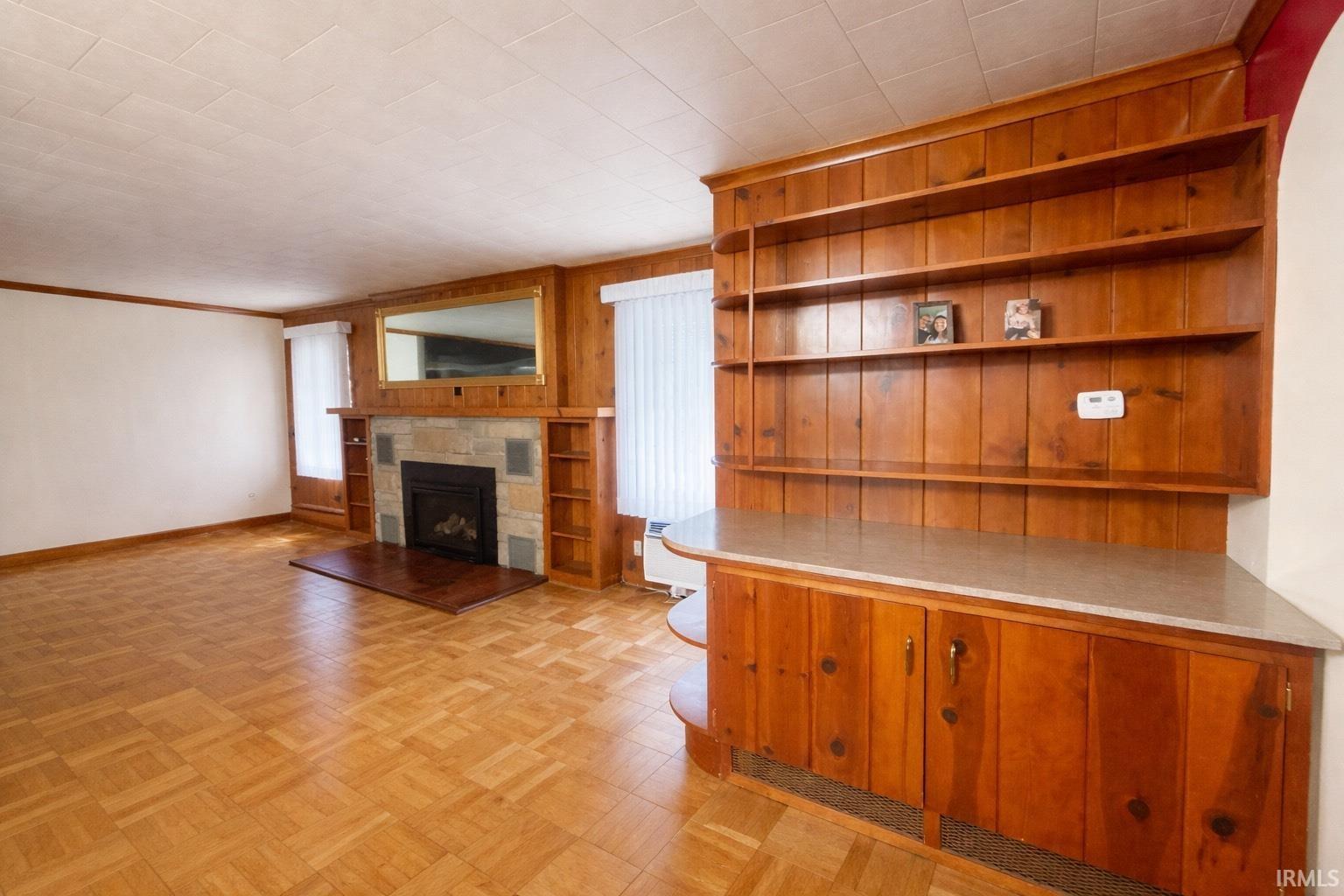 76 W John Street Knox IN 46534