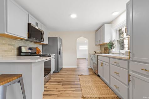 1705 W Clinton Street Goshen IN 46526