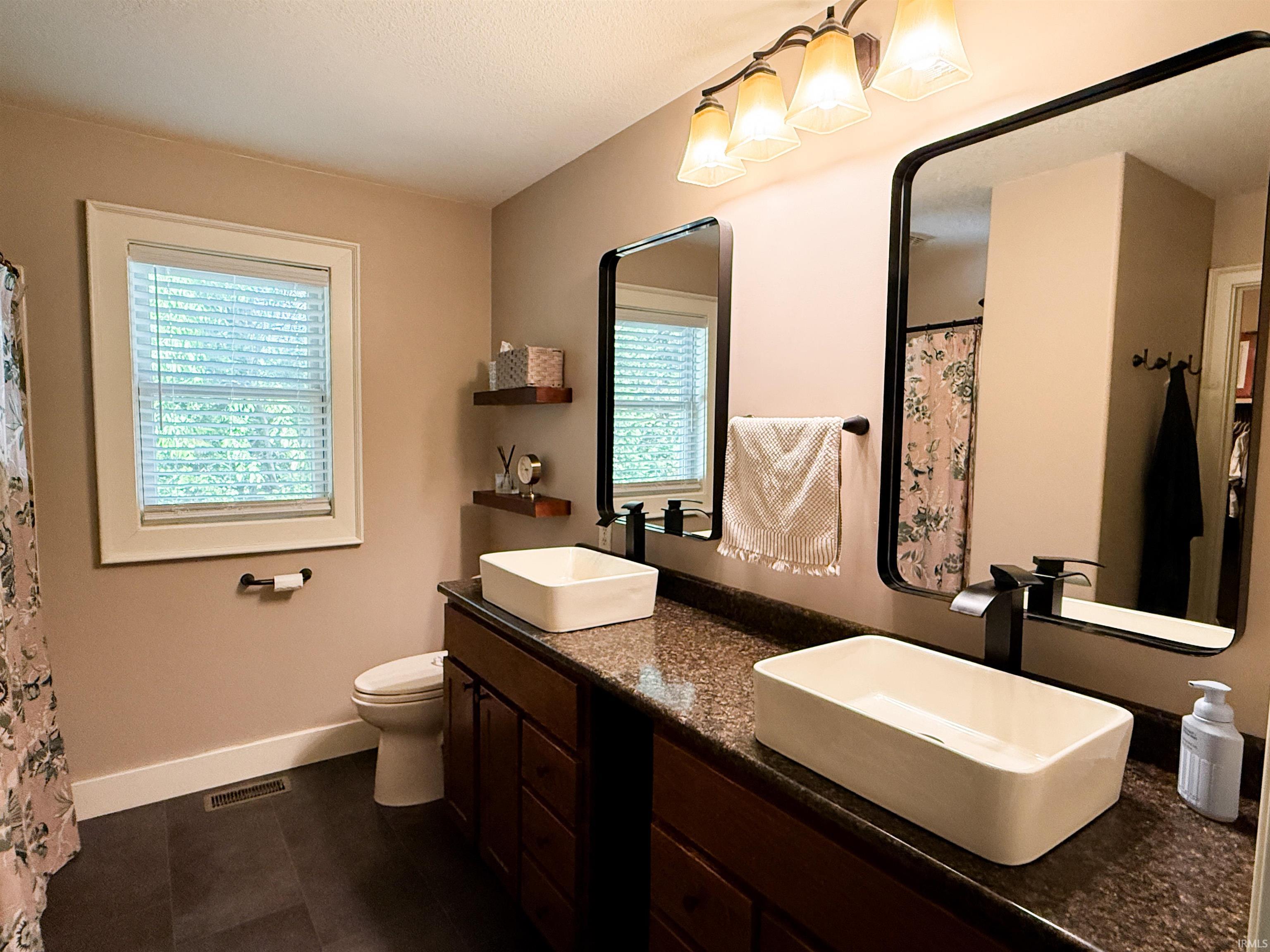 1714 Greyfeather Lane Rochester IN 46975