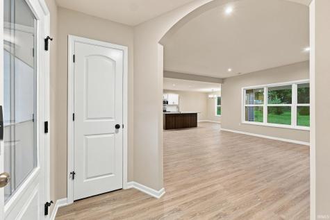17330 Fett Drive Fort Wayne IN 46748
