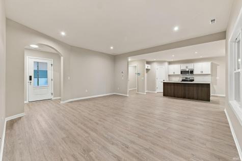 17330 Fett Drive Fort Wayne IN 46748