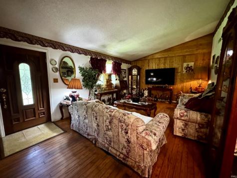 4005 Texas Pike Road Spencer IN 47460