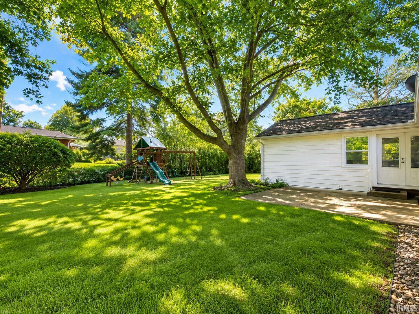 822 Oak Ridge Drive South Bend IN 46617