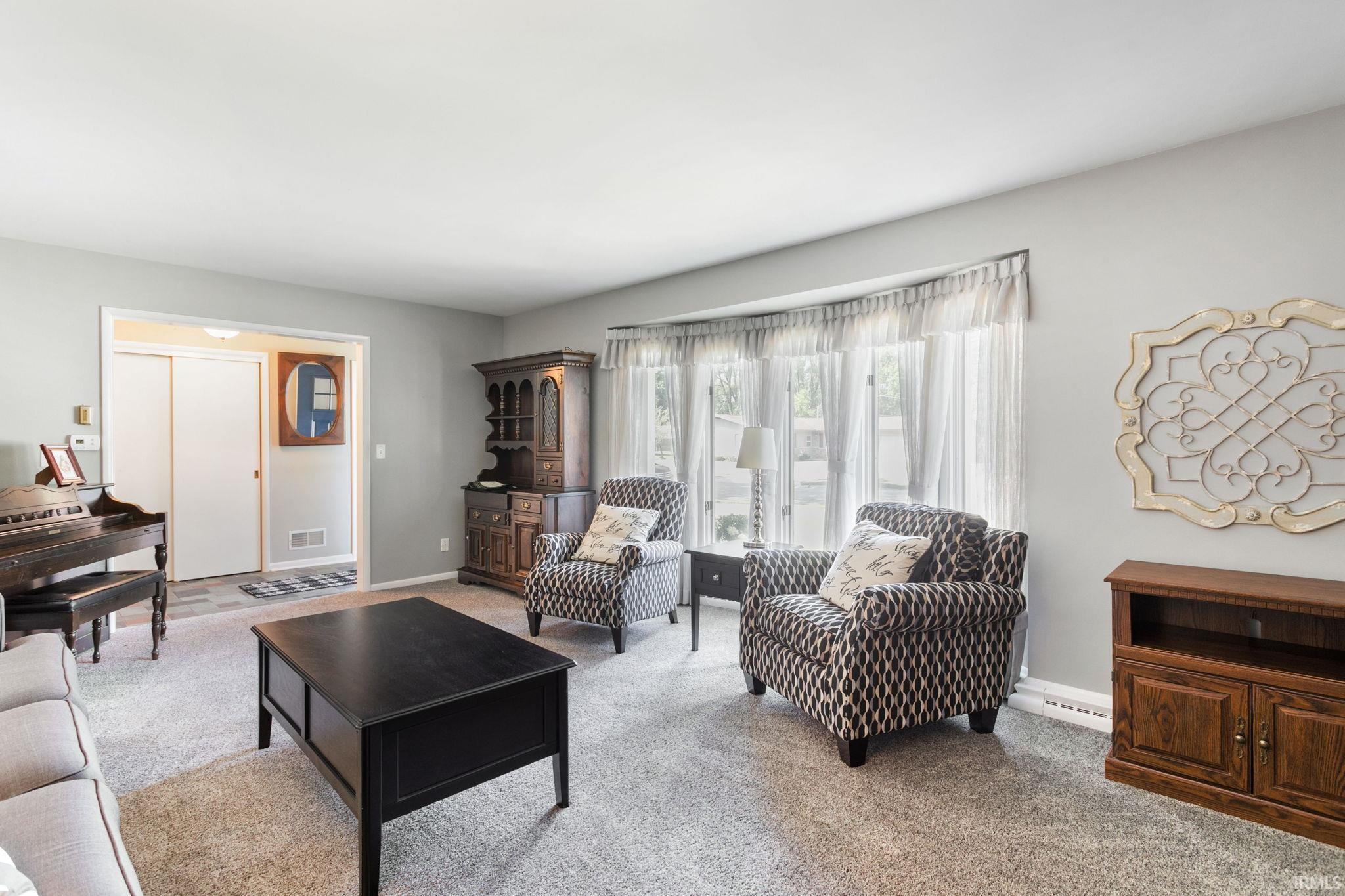 822 Oak Ridge Drive South Bend IN 46617