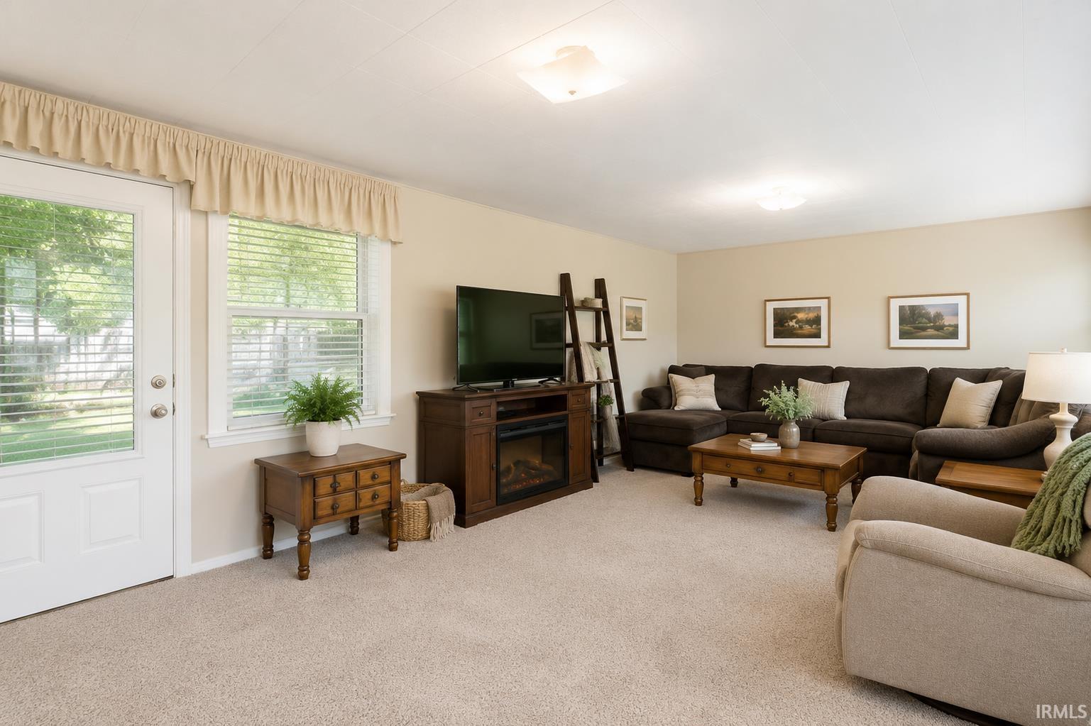 822 Oak Ridge Drive South Bend IN 46617