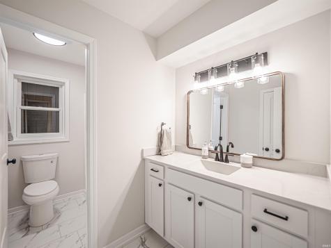 4921 Hoelscher Boulevard Evansville IN 47712