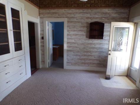 504 S Walnut Street Hartford City IN 47348