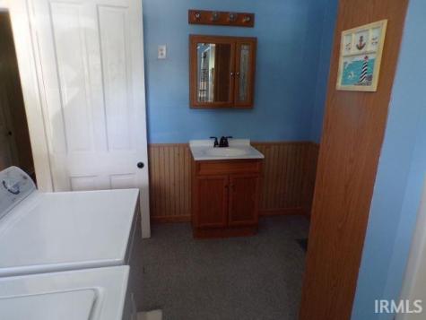 504 S Walnut Street Hartford City IN 47348