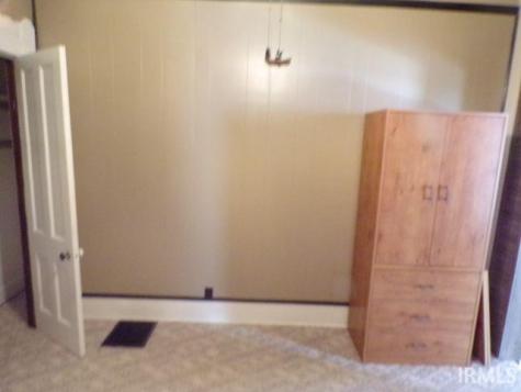 504 S Walnut Street Hartford City IN 47348