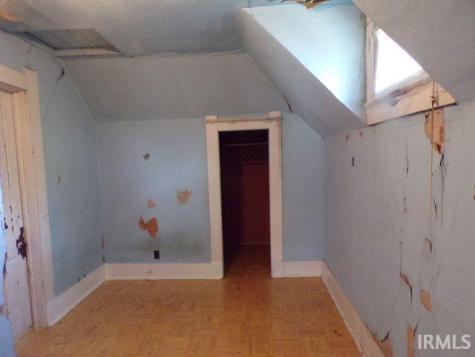 504 S Walnut Street Hartford City IN 47348