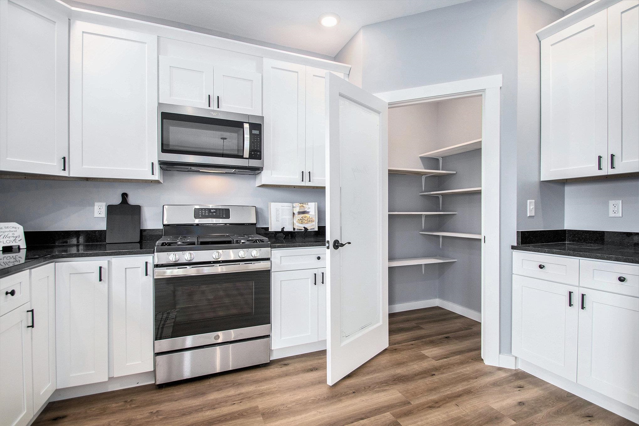 652 Bungalow Drive Nappanee IN 46550